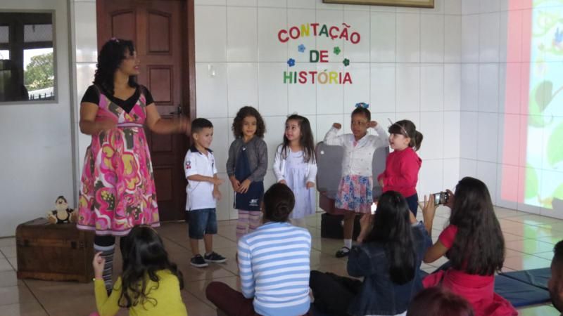 contacao-de-historia-na-escola