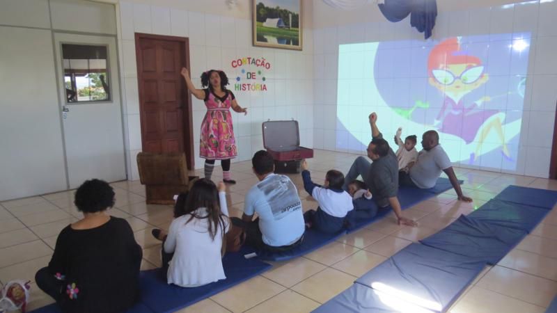contacao-de-historia-no-instituto-de-educacao-canaa